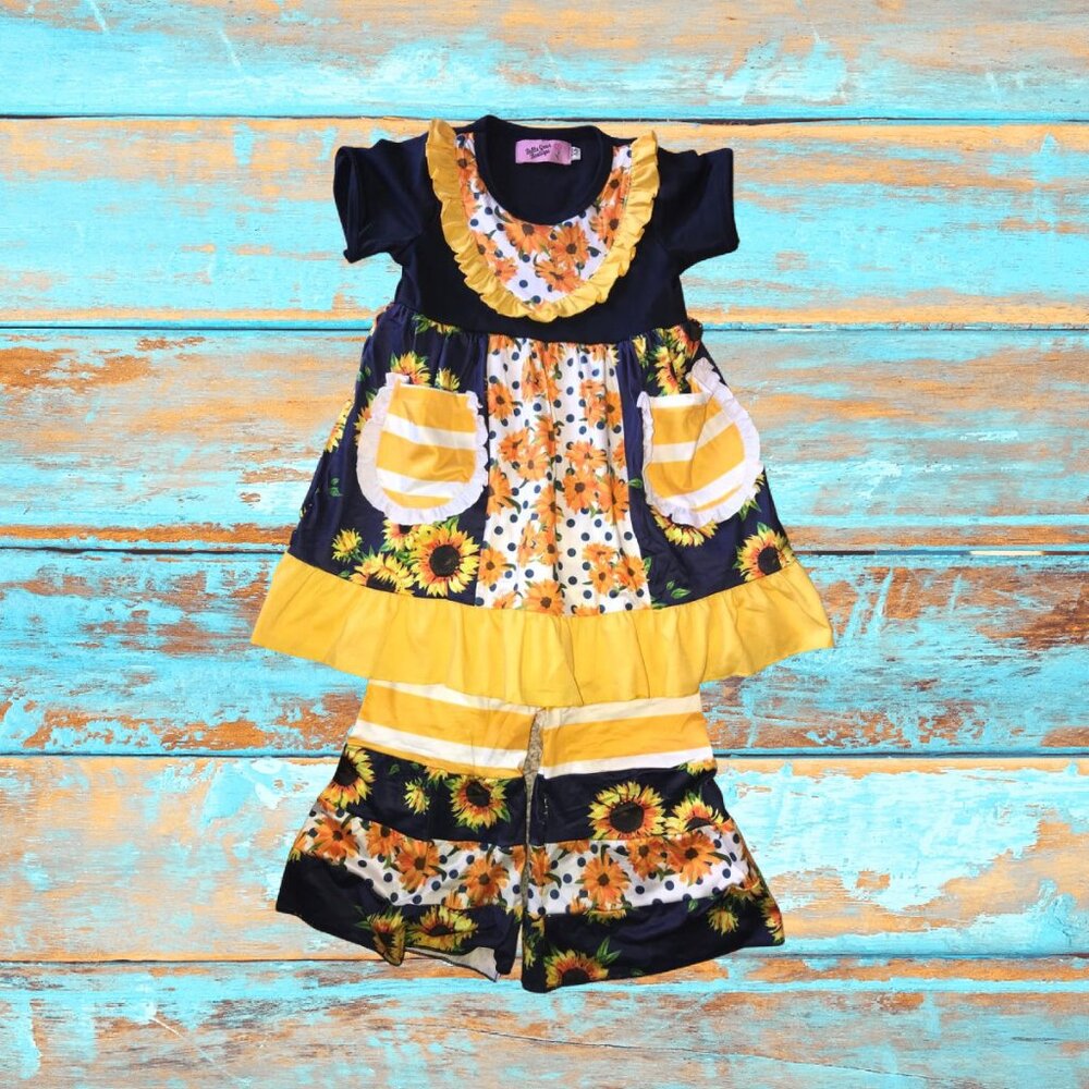 Boutique Capri Outfit